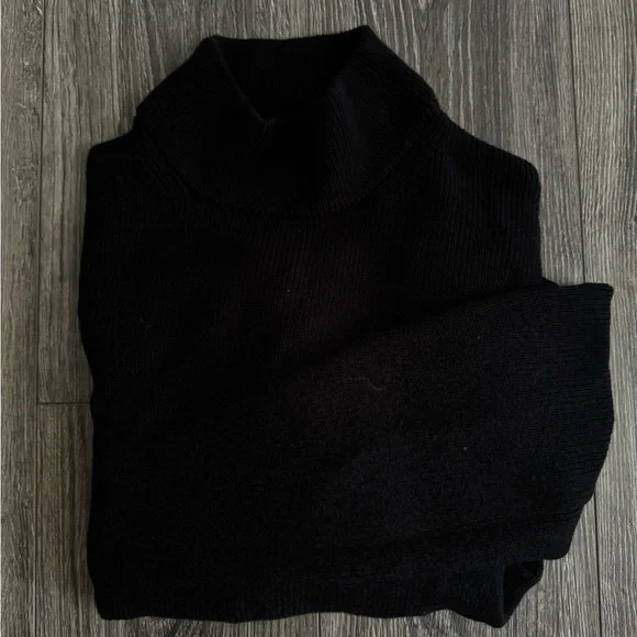 Lululemon Black merino wool blend Turtleneck Sweater - Picture 5 of 6
